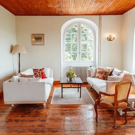 Prázdninový dům Le Beau Pierre - Maison Familiale Avec Piscine