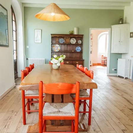 Prázdninový dům Le Beau Pierre - Maison Familiale Avec Piscine